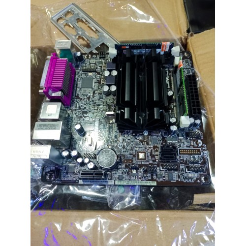 بندل برده +معالج  AMD + تبريد ذاتي + رمات 8 (  AS Rock Q1900B-ITX)